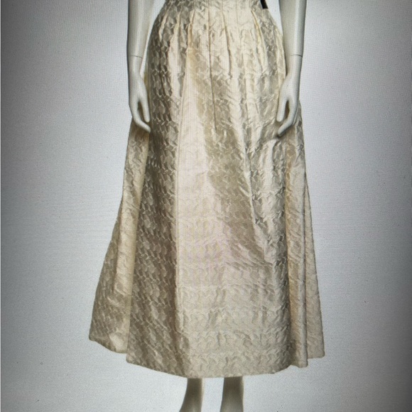 Chanel silk skirt - Picture 7 of 9